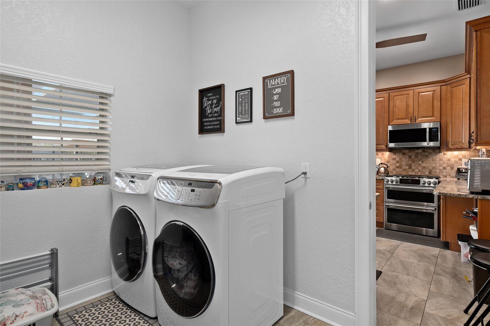 Image 20 of 64 For 9057 Balmoral Mews Square