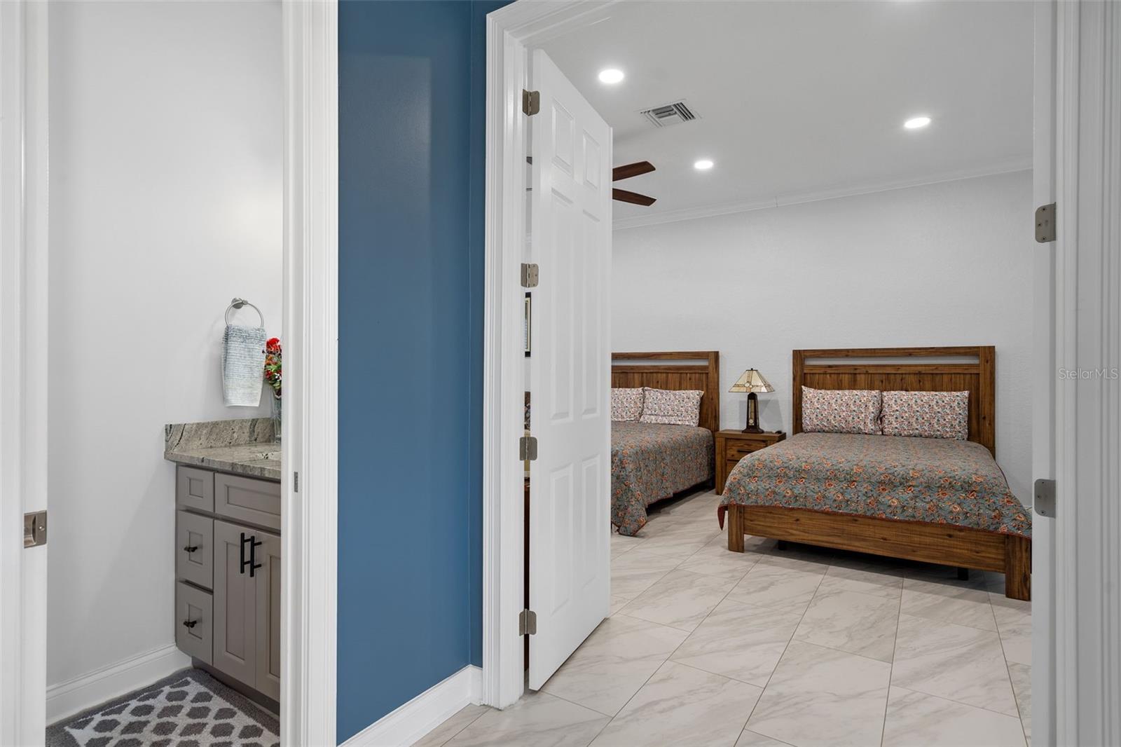 Image 21 of 64 For 9057 Balmoral Mews Square