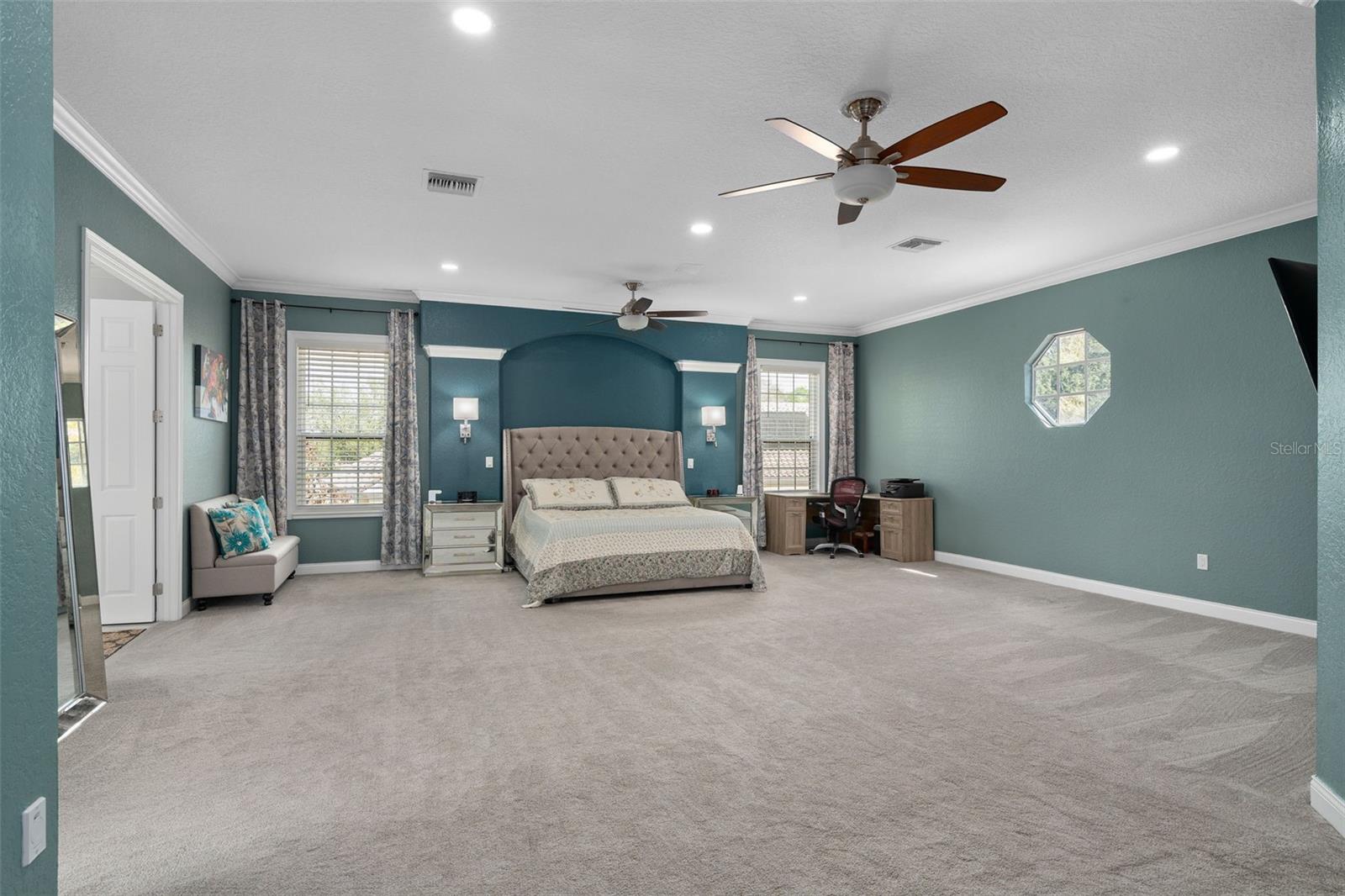 Image 25 of 64 For 9057 Balmoral Mews Square