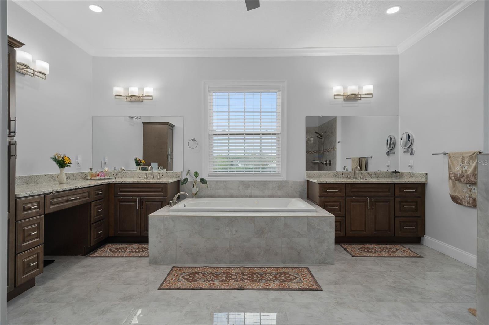 Image 29 of 64 For 9057 Balmoral Mews Square