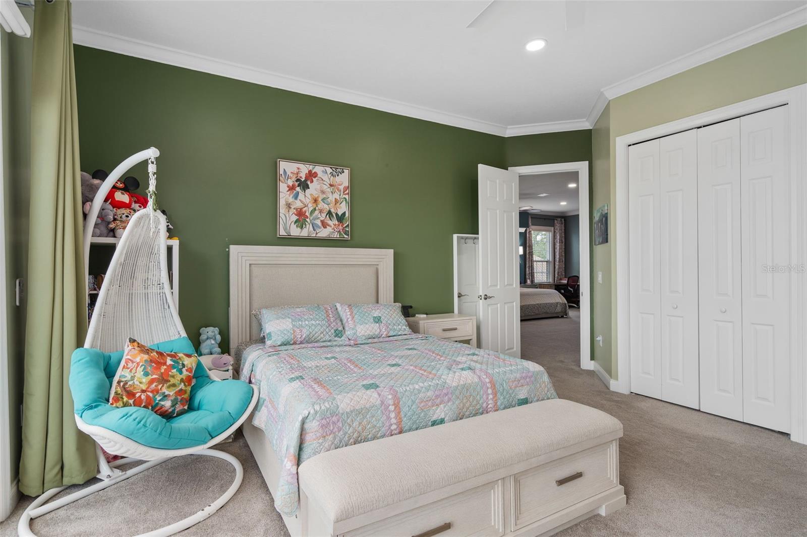 Image 34 of 64 For 9057 Balmoral Mews Square