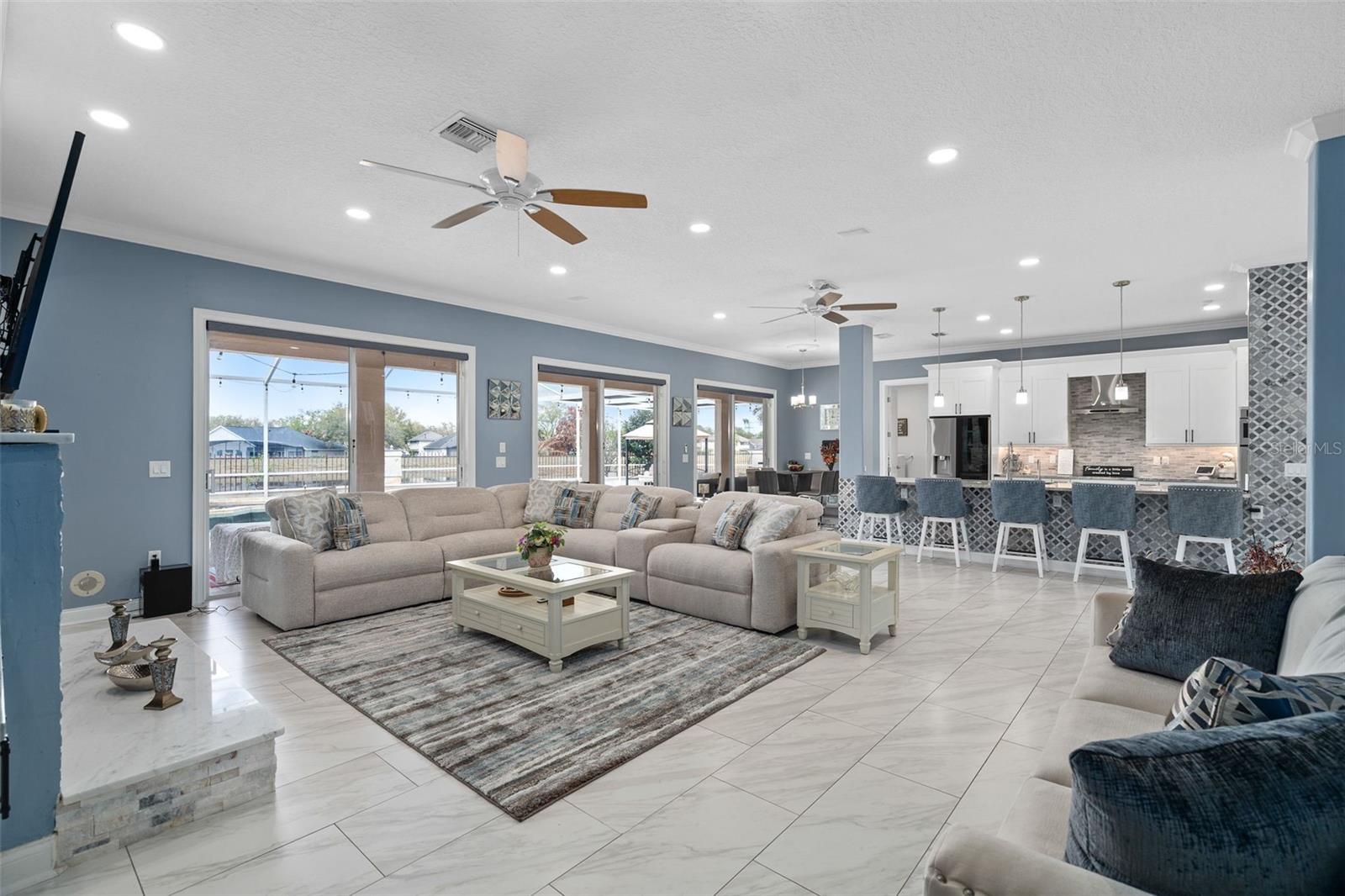 Image 5 of 64 For 9057 Balmoral Mews Square