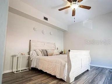 Image 5 of 35 For 5202 Hampton Beach Place 5202