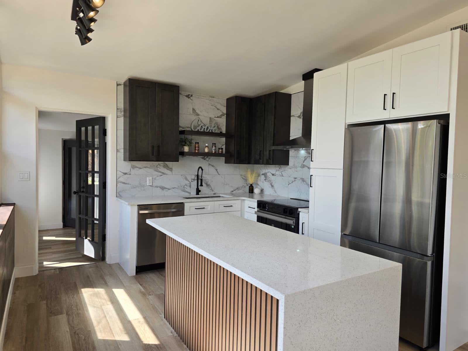 Image 21 of 59 For 2610 Ohio Avenue