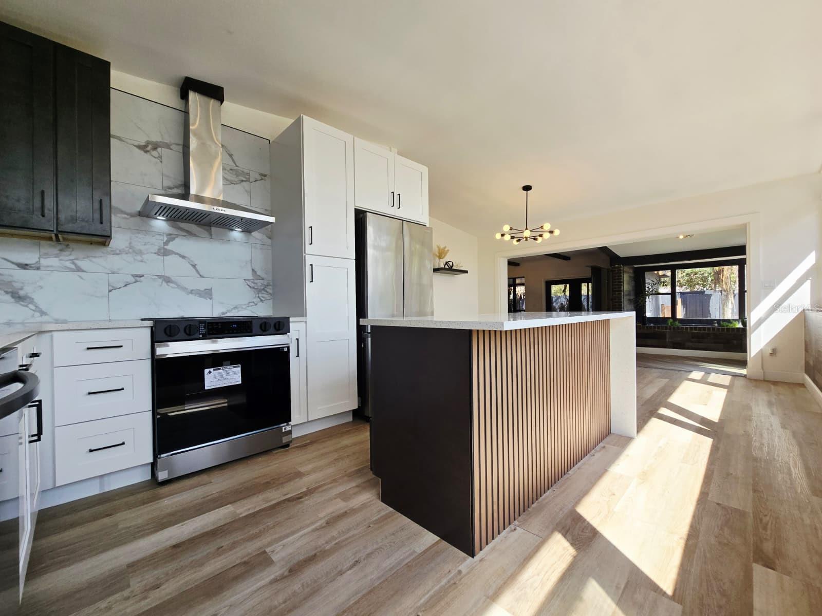 Image 24 of 59 For 2610 Ohio Avenue