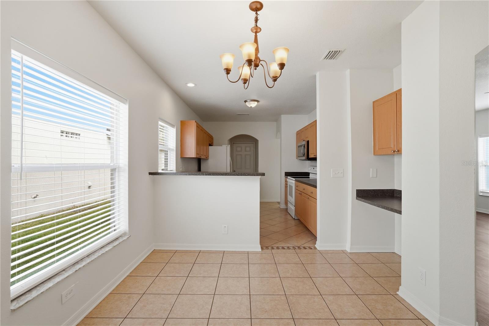 Image 17 of 42 For 4155 Day Bridge Place