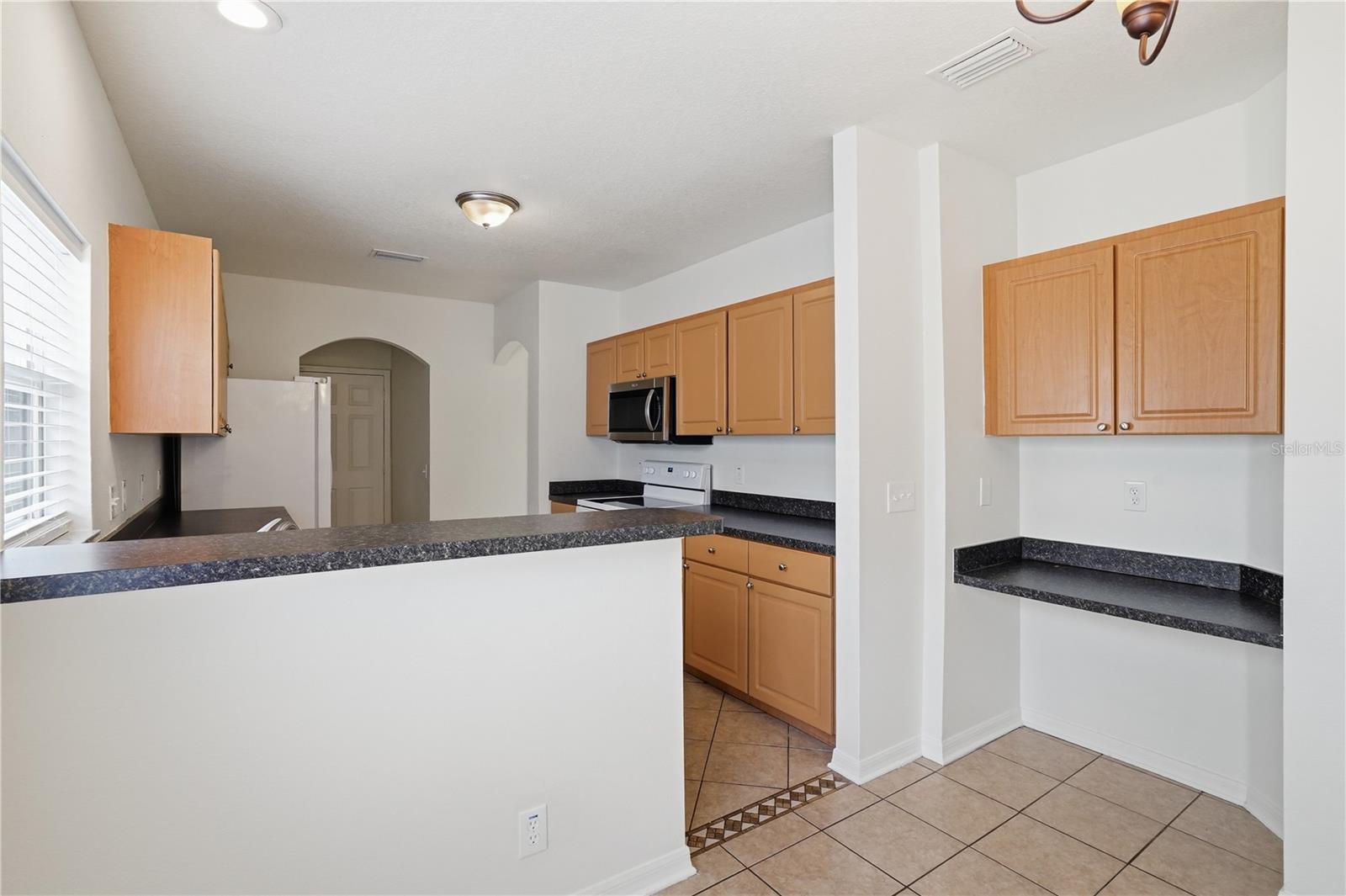 Image 18 of 42 For 4155 Day Bridge Place