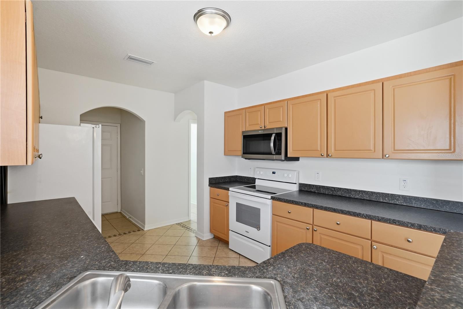 Image 19 of 42 For 4155 Day Bridge Place