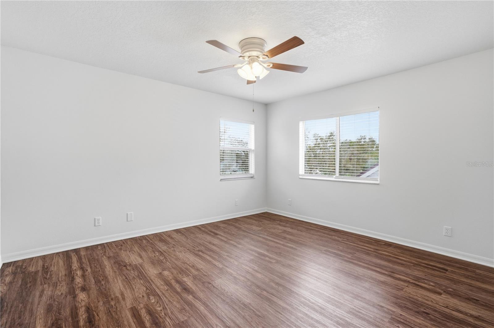 Image 25 of 42 For 4155 Day Bridge Place