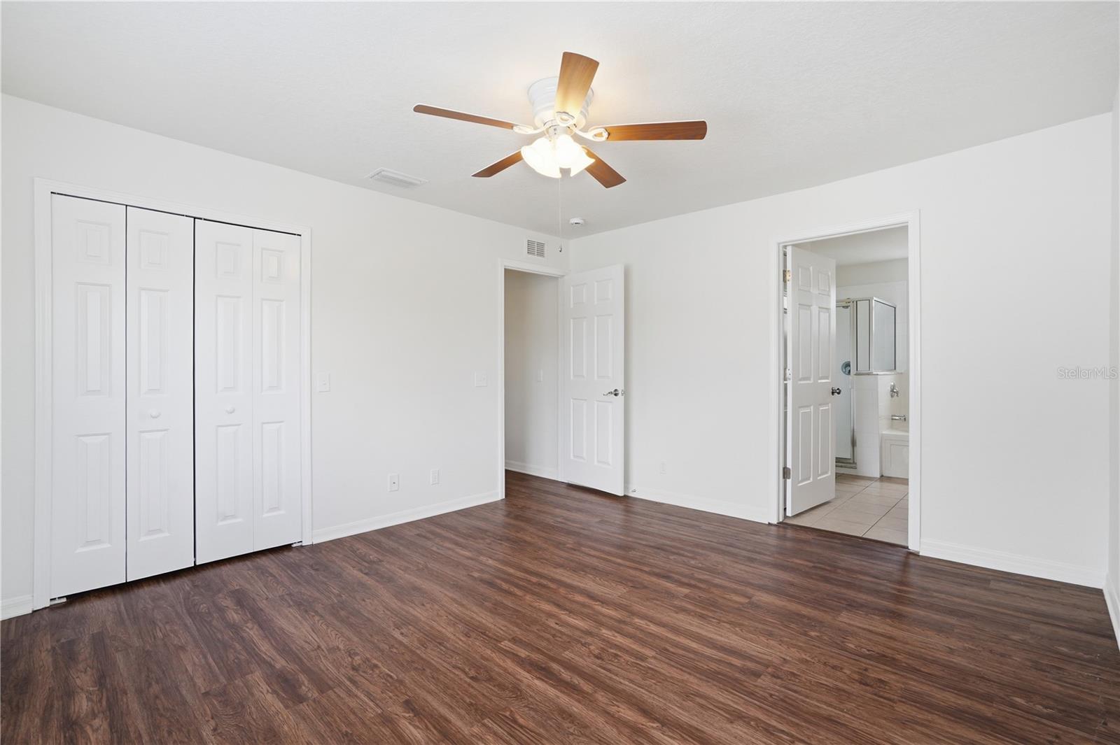 Image 27 of 42 For 4155 Day Bridge Place