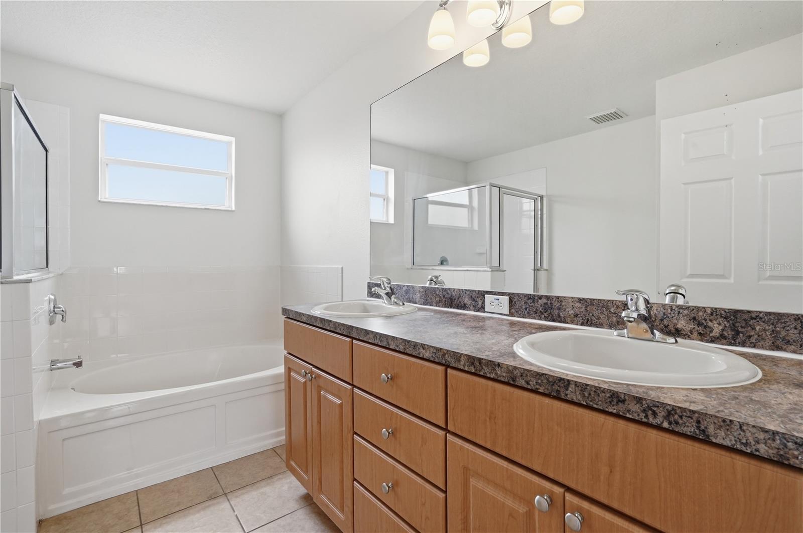 Image 32 of 42 For 4155 Day Bridge Place