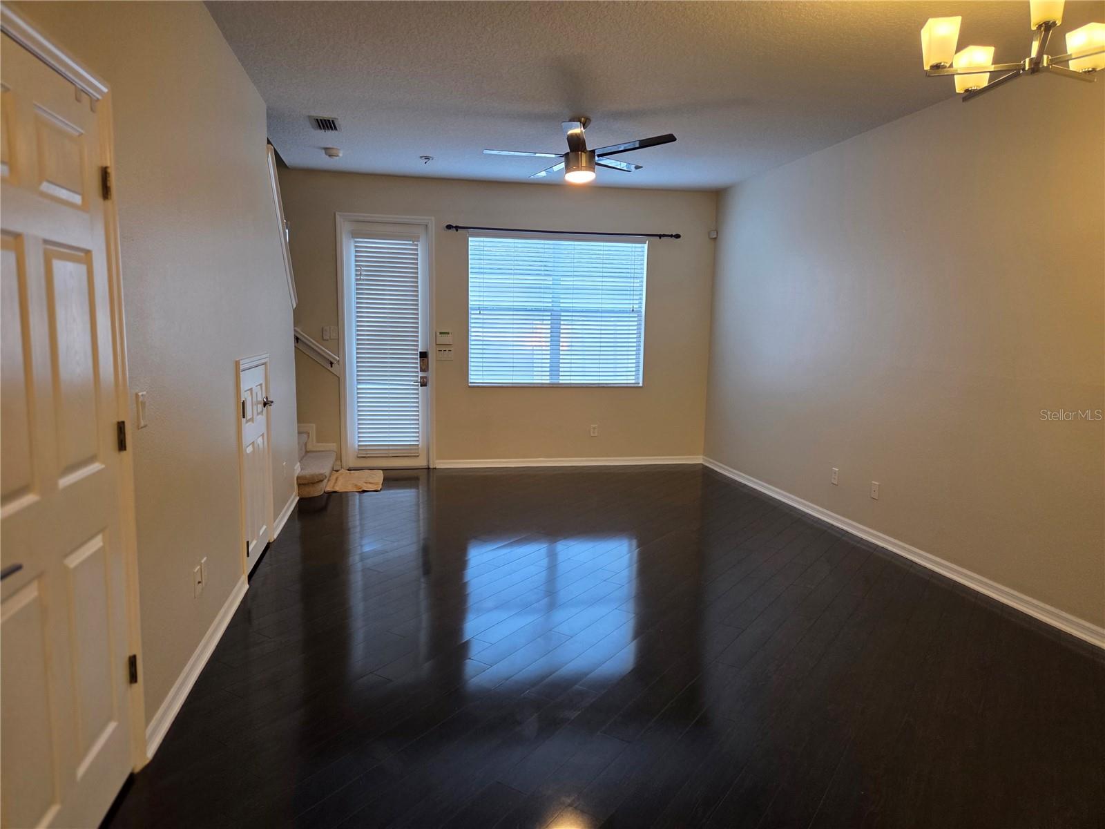 Image 3 of 54 For 14239 Avenue Of The Groves