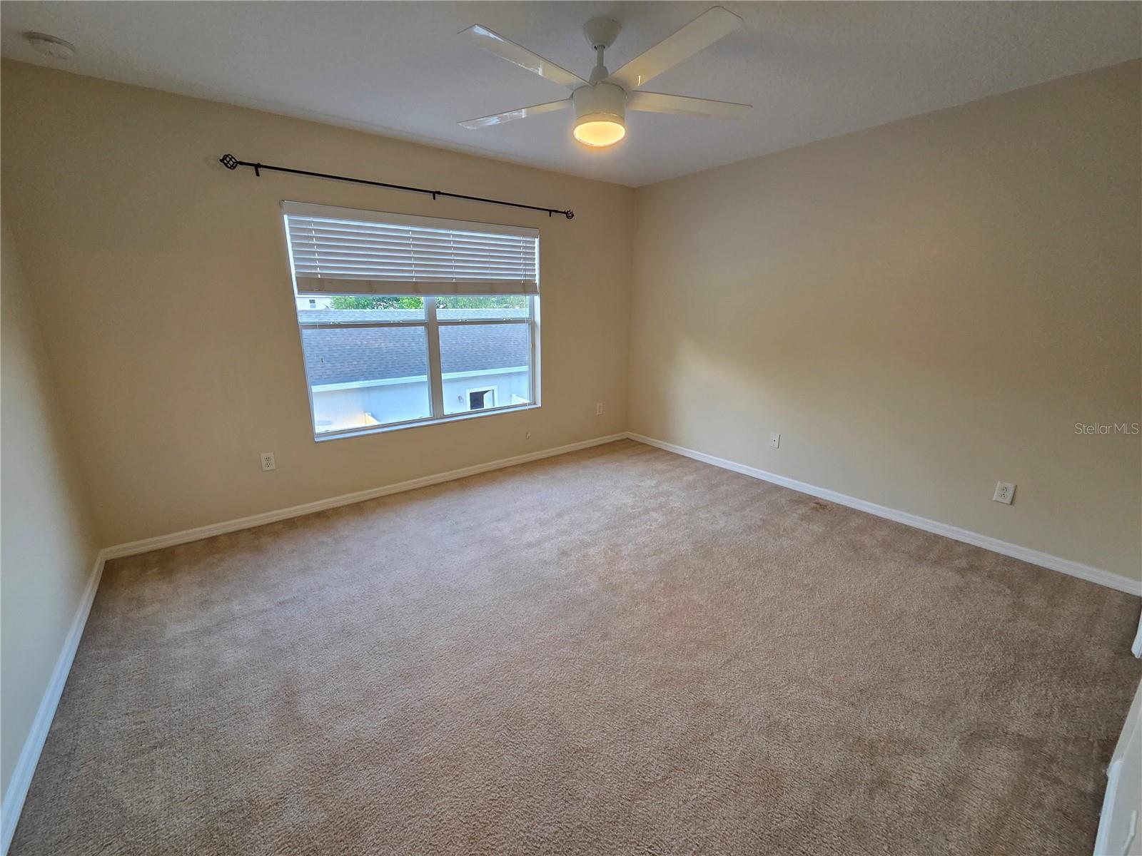 Image 7 of 54 For 14239 Avenue Of The Groves