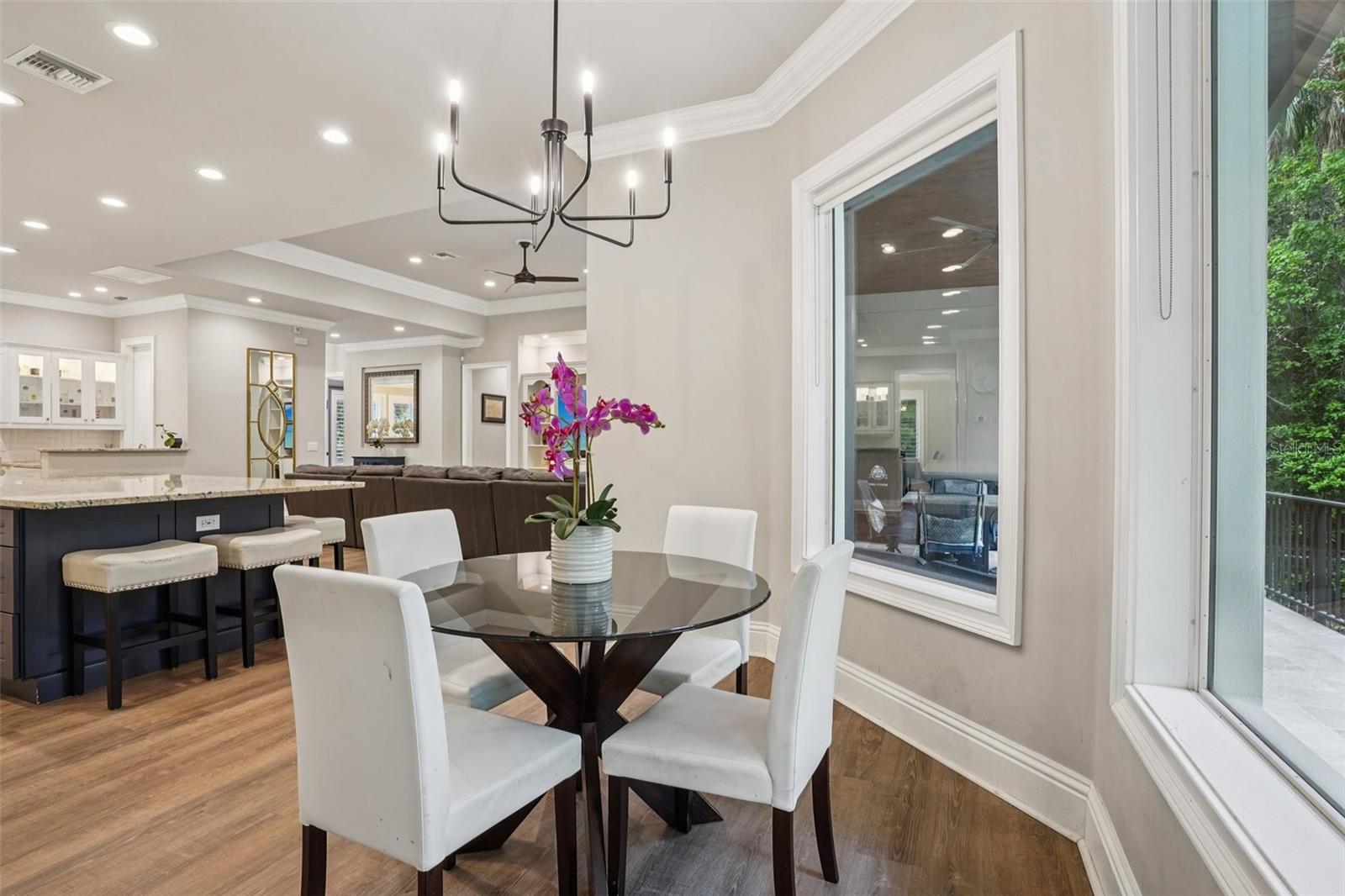 Image 11 of 72 For 113 Wisteria Drive