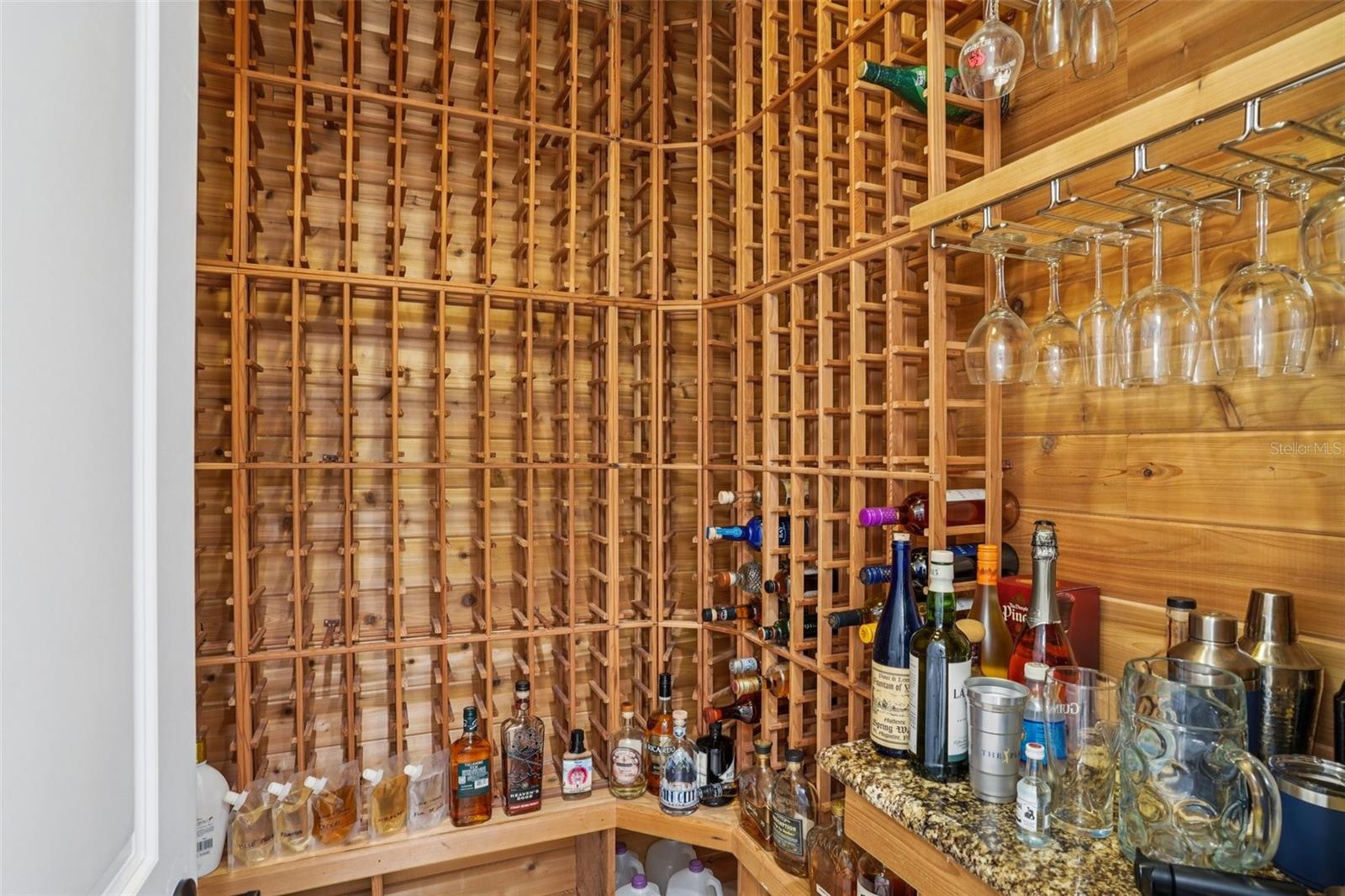 Image 25 of 72 For 113 Wisteria Drive