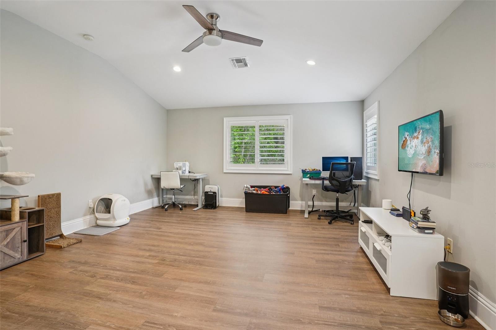 Image 36 of 72 For 113 Wisteria Drive