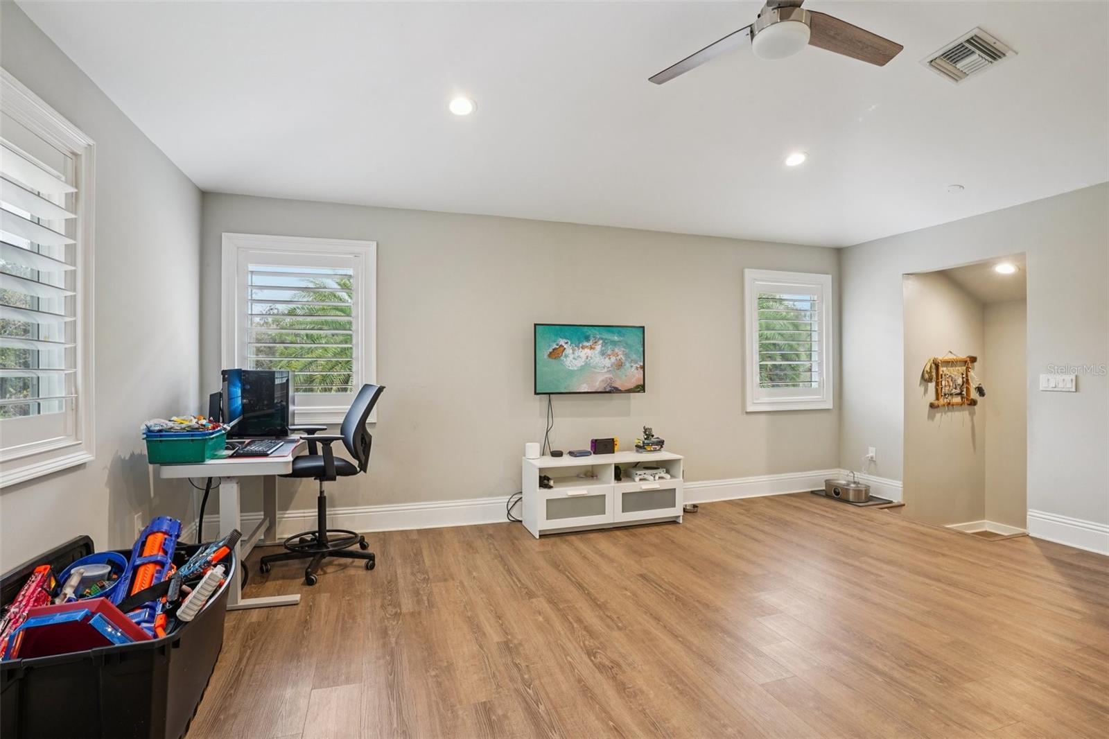 Image 37 of 72 For 113 Wisteria Drive