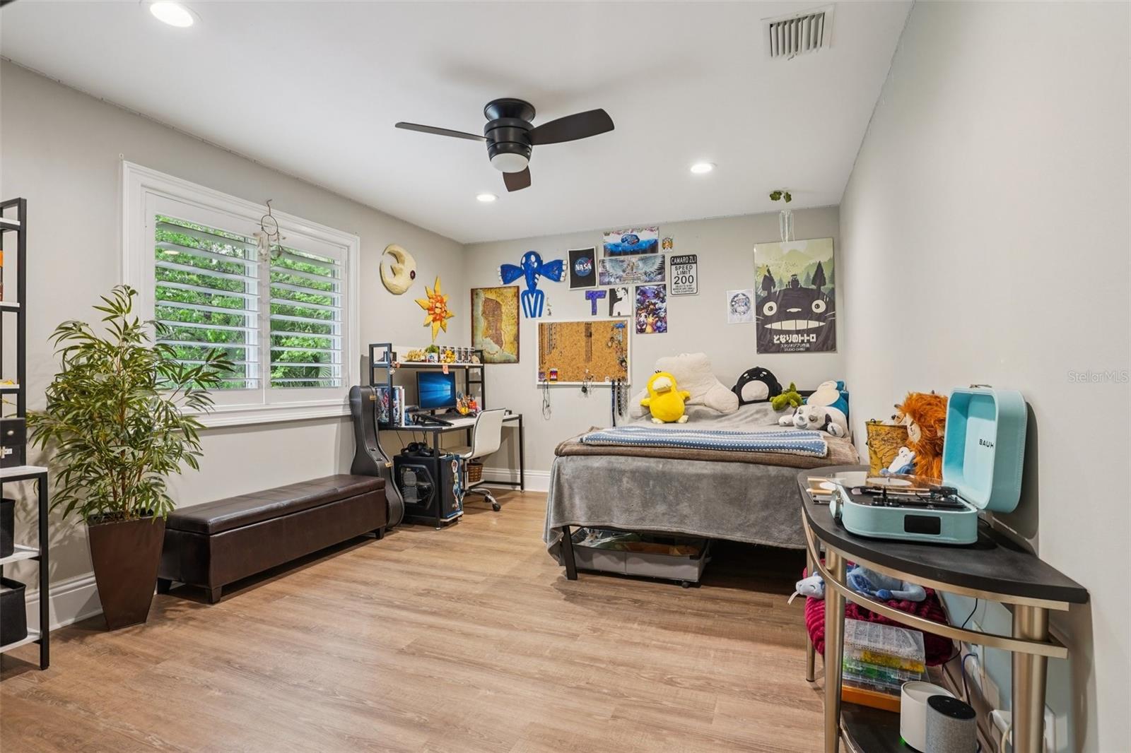 Image 42 of 72 For 113 Wisteria Drive