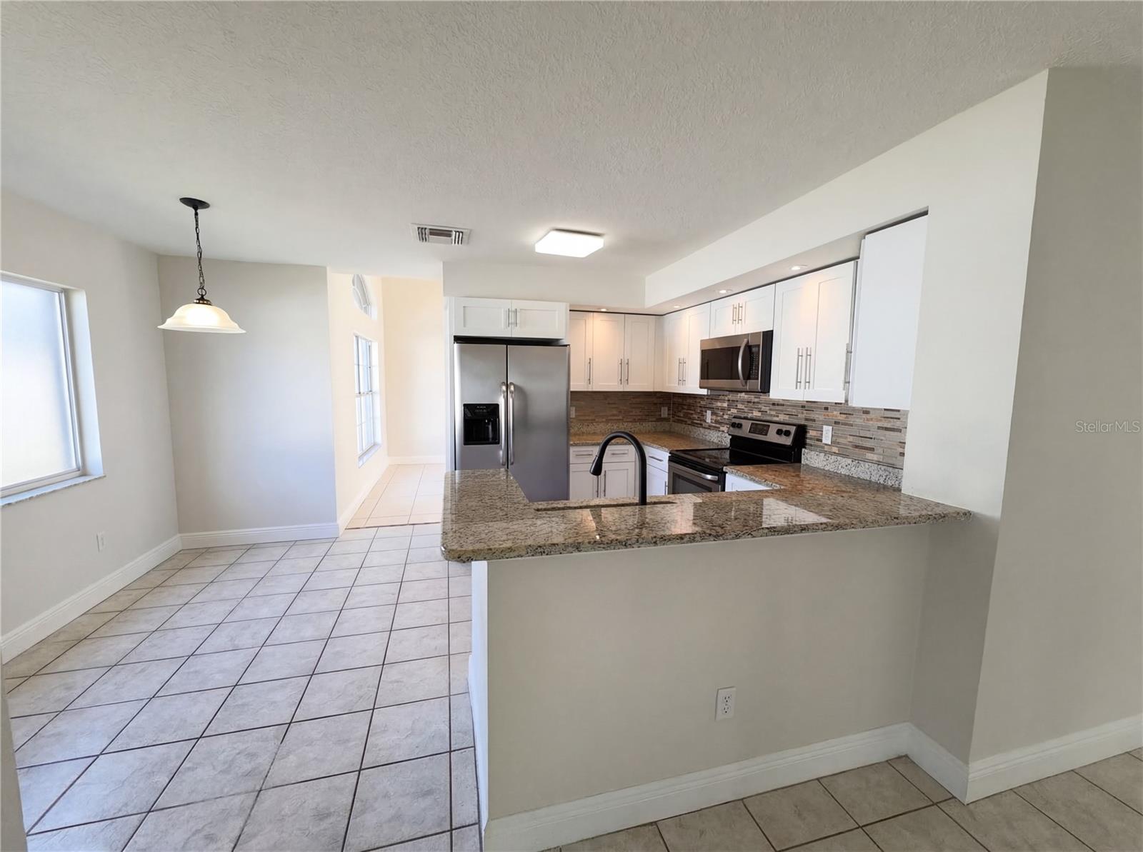 Image 14 of 32 For 1729 Elmstead Court