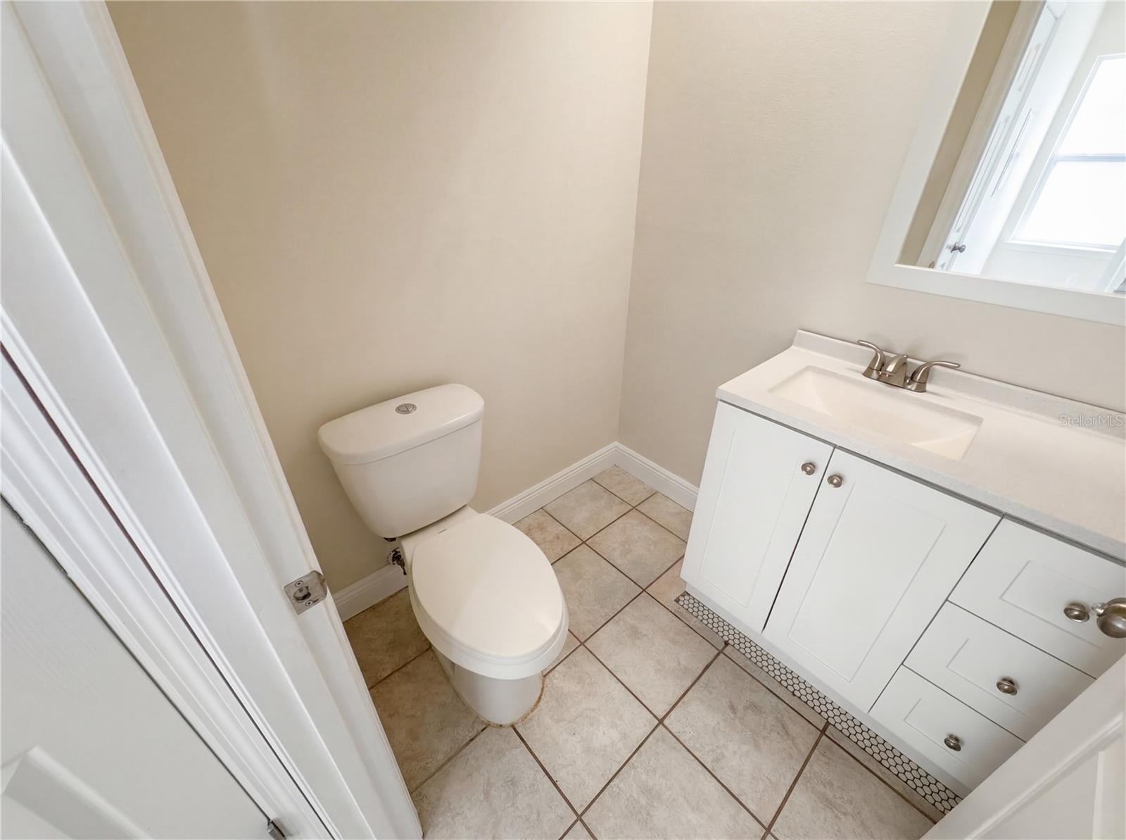 Image 19 of 32 For 1729 Elmstead Court