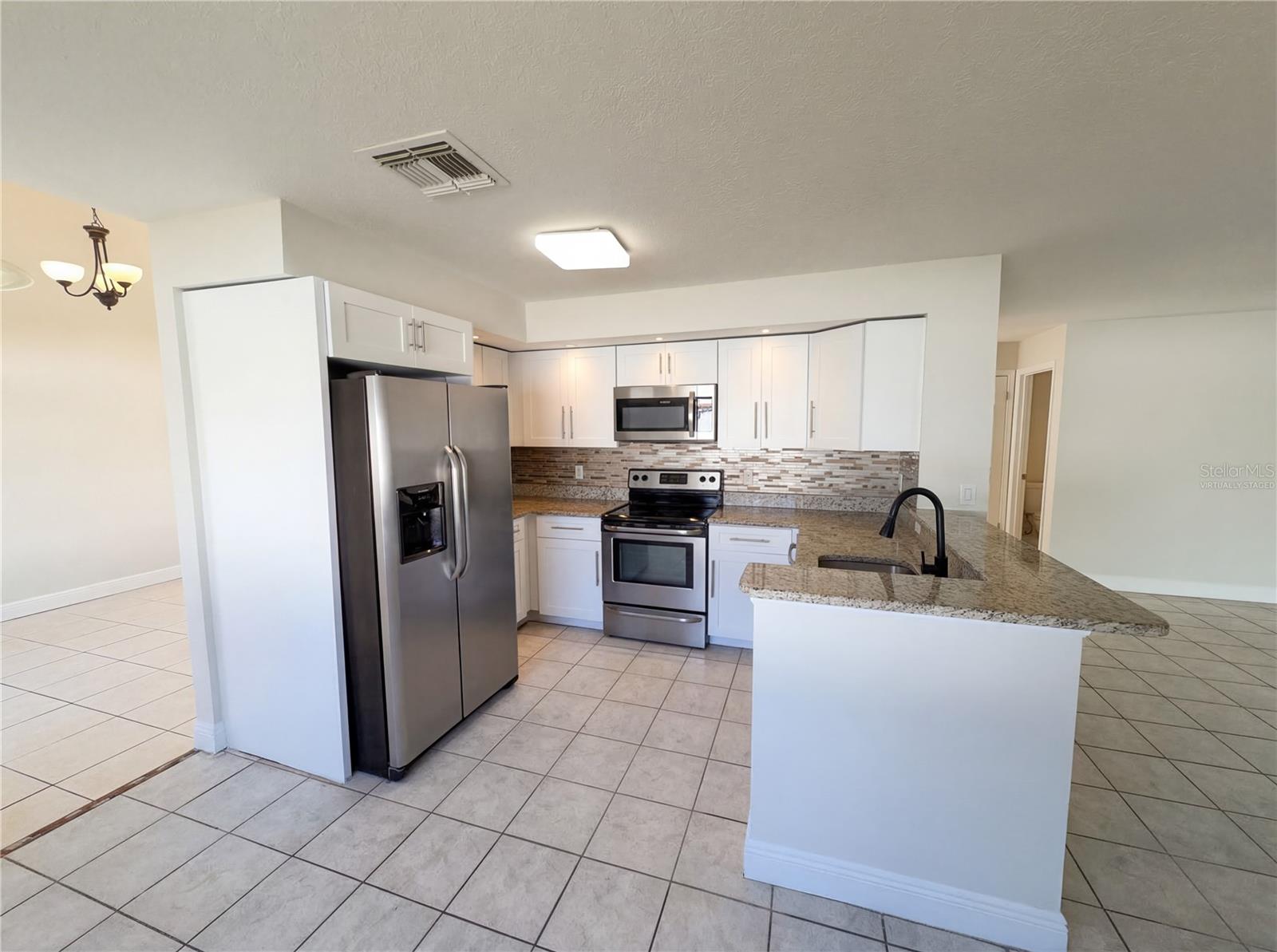 Image 2 of 32 For 1729 Elmstead Court