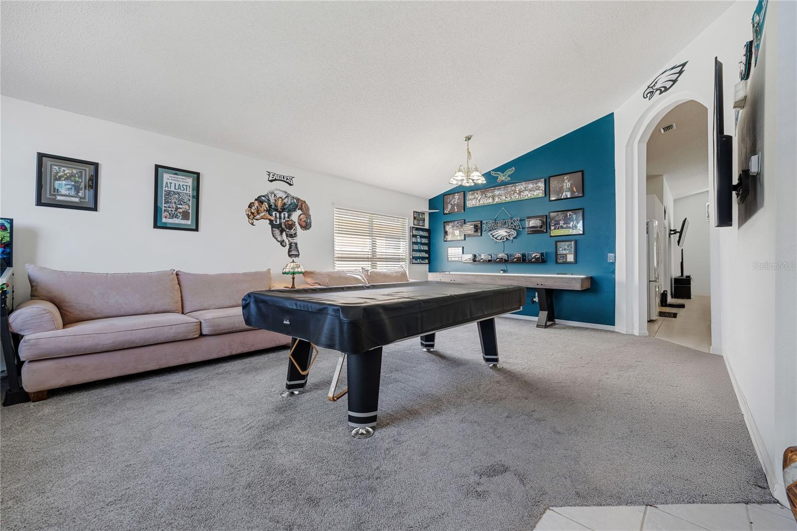 Image 10 of 27 For 1045 Lake Berkley Drive E