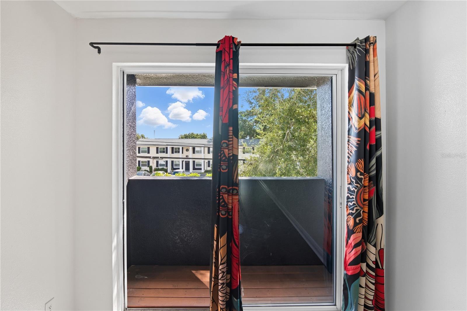 Image 25 of 43 For 130 Bumby Avenue 5