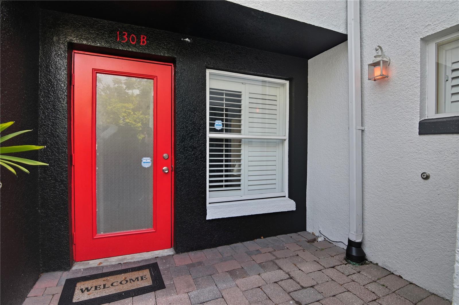 Image 3 of 43 For 130 Bumby Avenue 5