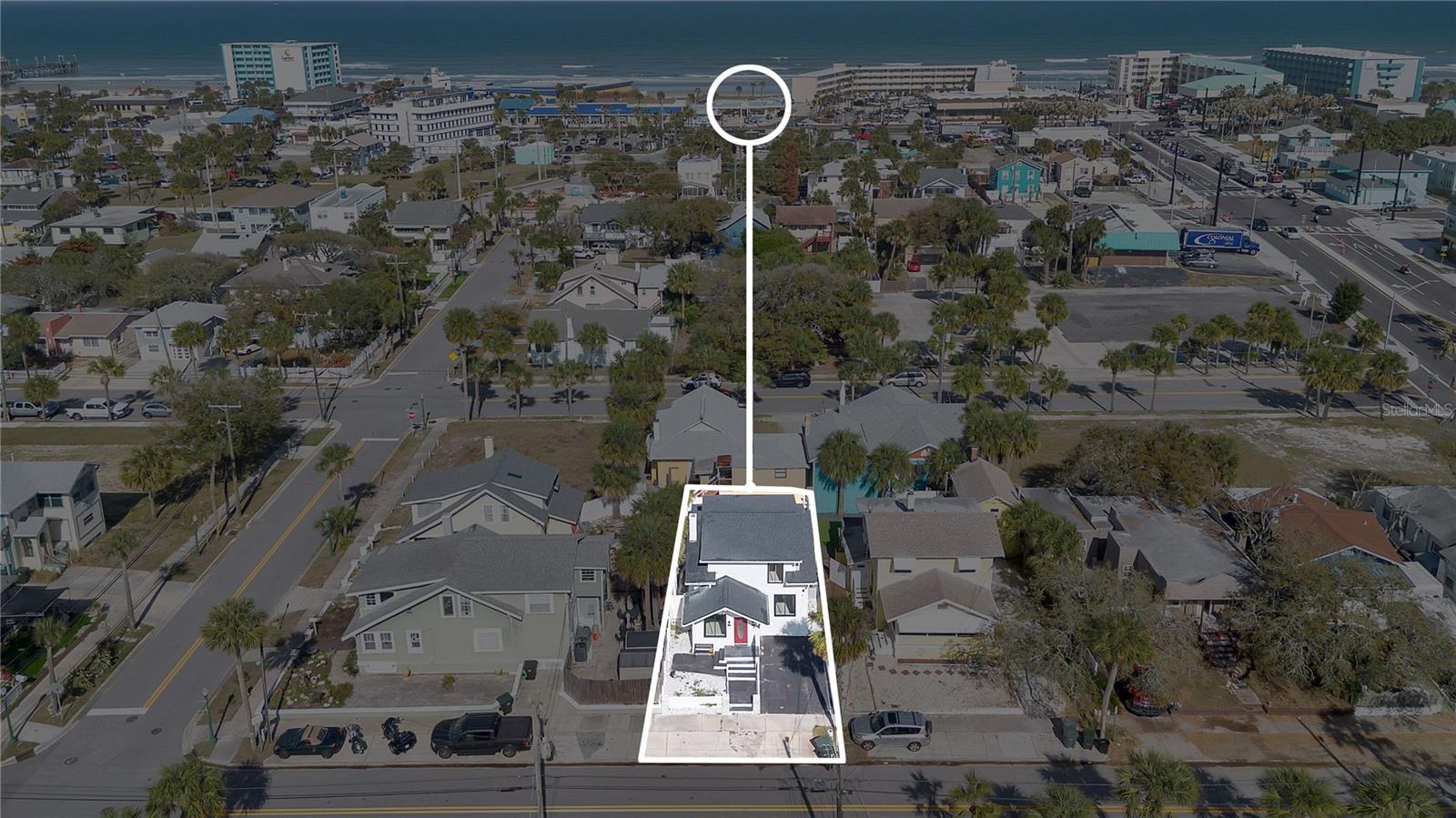 Image 28 of 29 For 207 Oleander Avenue