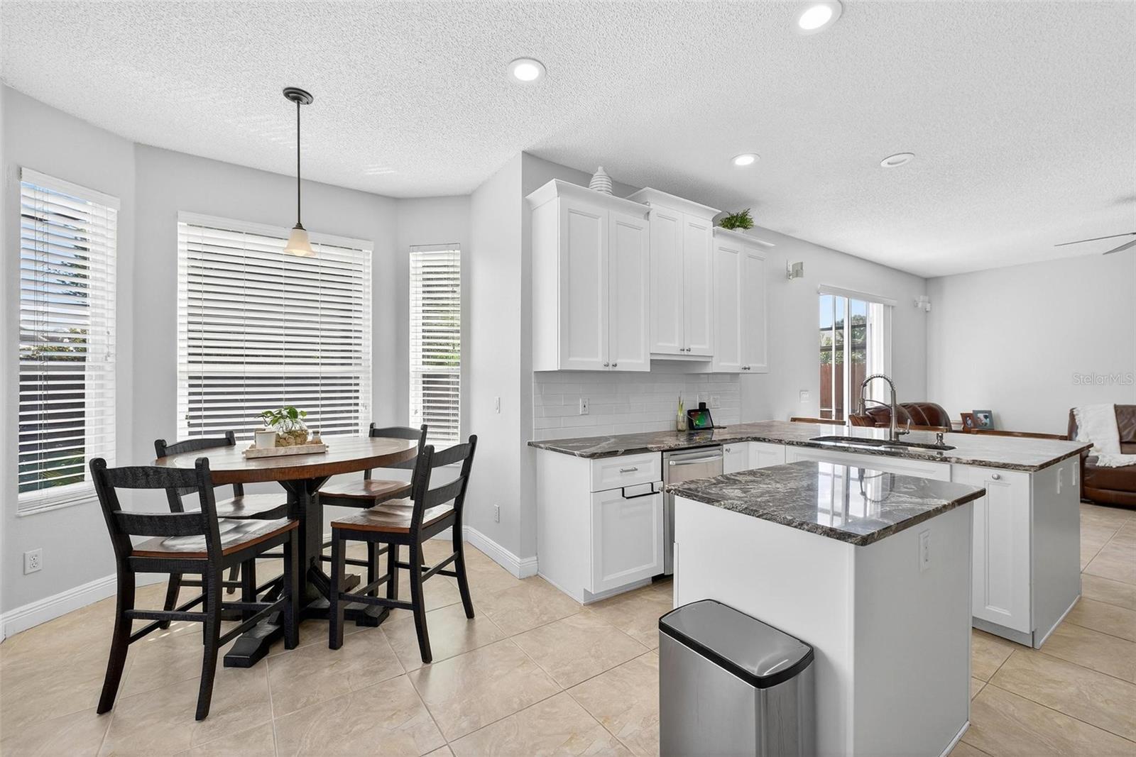 Image 11 of 59 For 1400 Holly Glen Run