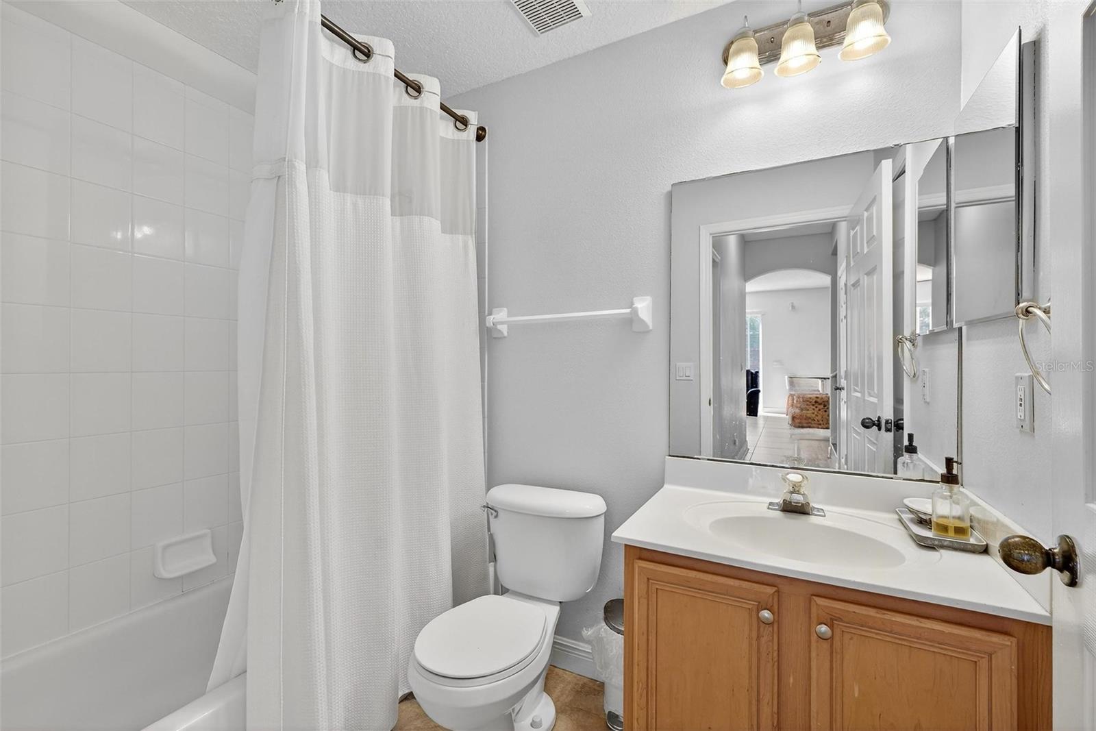 Image 15 of 59 For 1400 Holly Glen Run