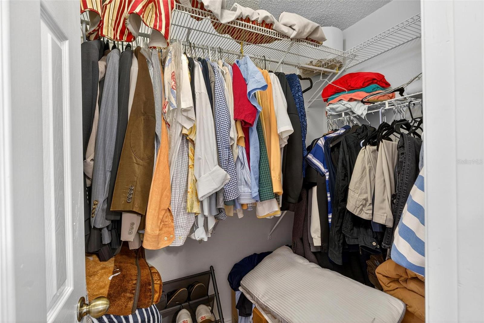 Image 24 of 59 For 1400 Holly Glen Run