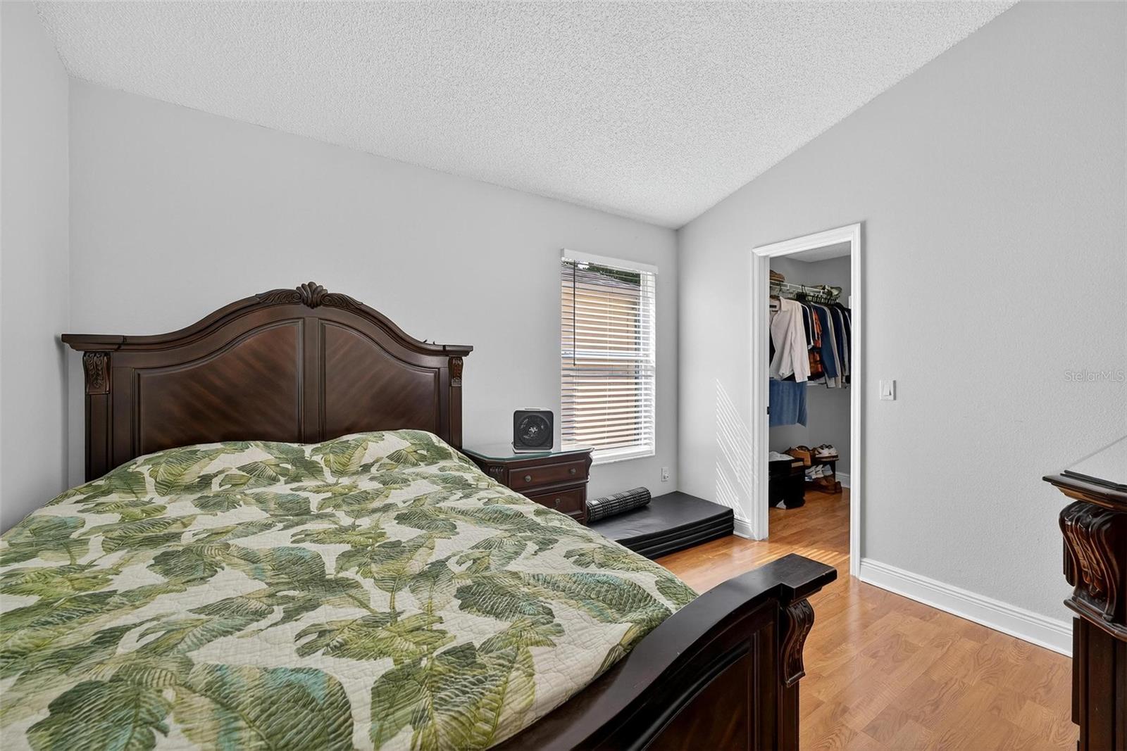 Image 25 of 59 For 1400 Holly Glen Run