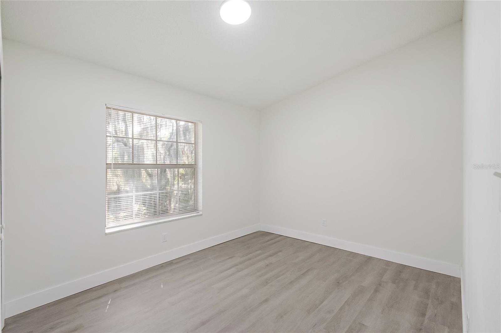 Image 22 of 45 For 109 Faulkner Avenue