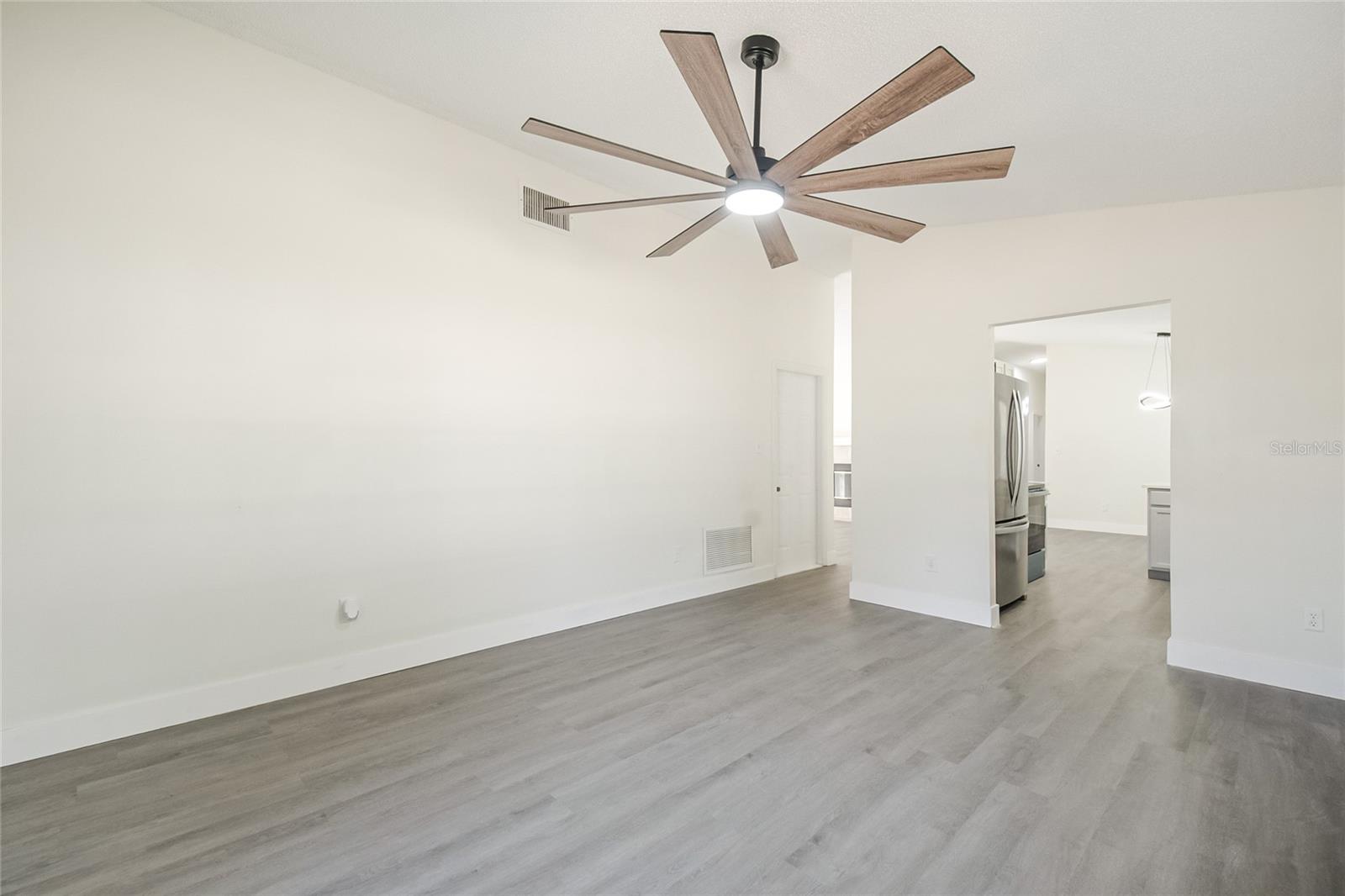 Image 25 of 45 For 109 Faulkner Avenue