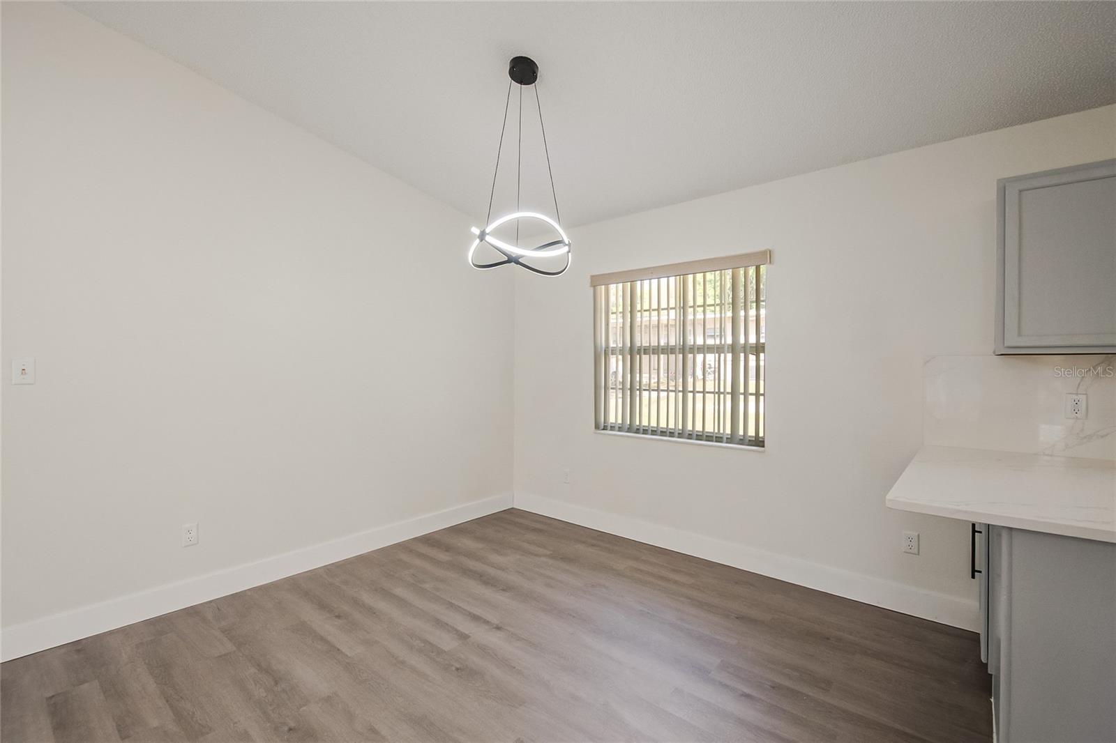 Image 26 of 45 For 109 Faulkner Avenue