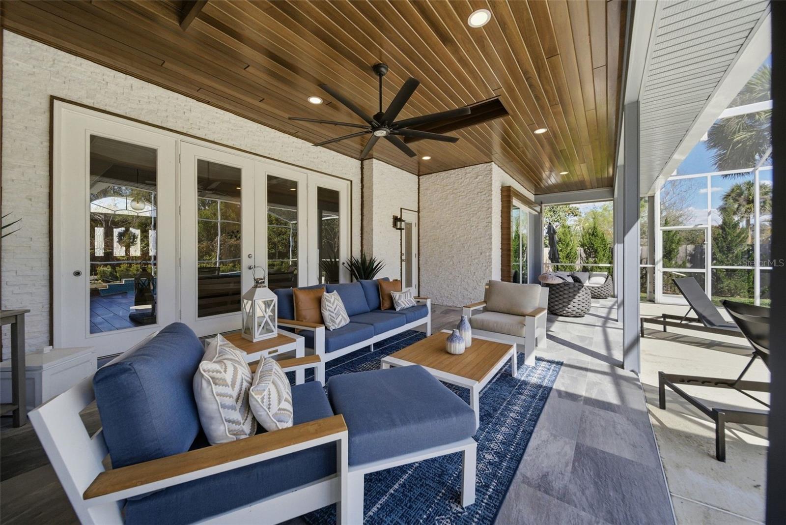 Image 40 of 77 For 113 Sandy Oaks Place