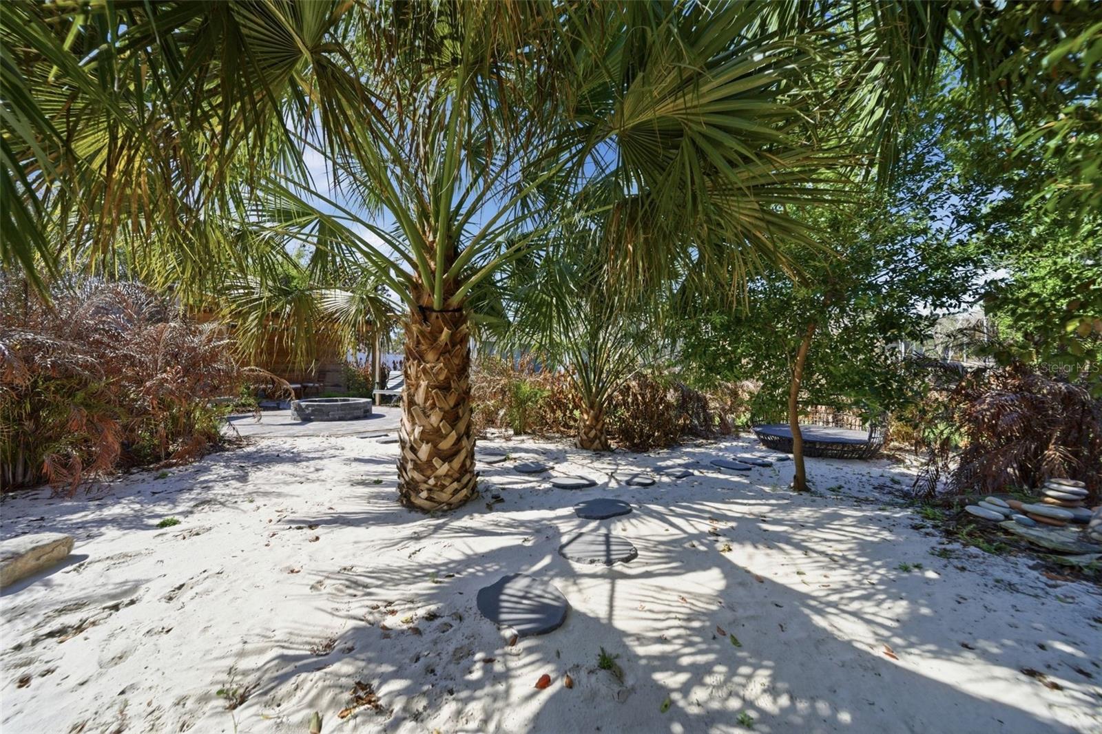 Image 51 of 77 For 113 Sandy Oaks Place