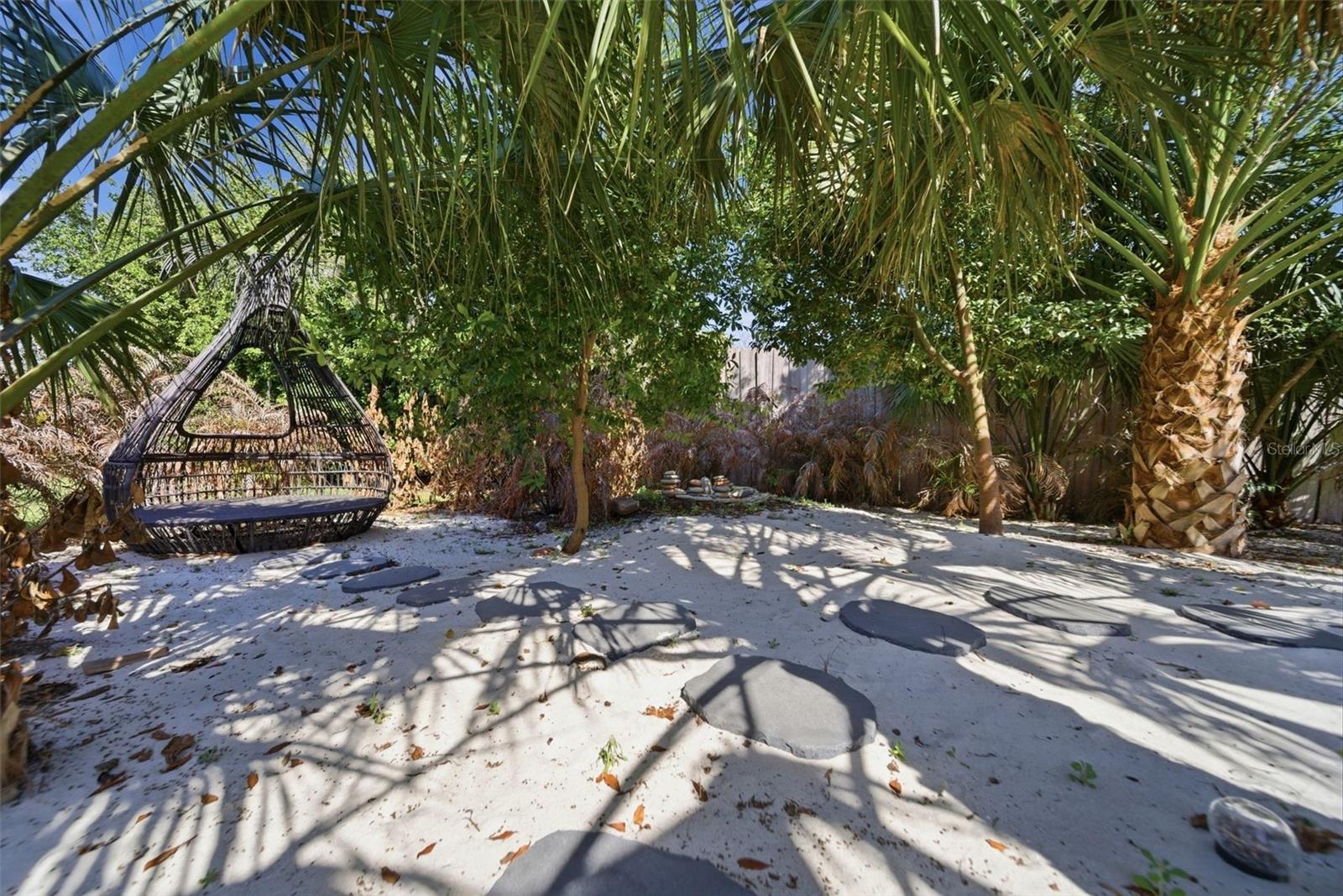 Image 52 of 77 For 113 Sandy Oaks Place