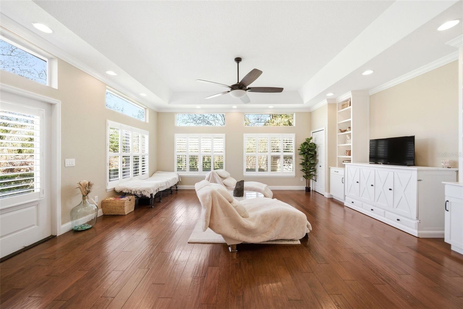 Image 64 of 77 For 113 Sandy Oaks Place