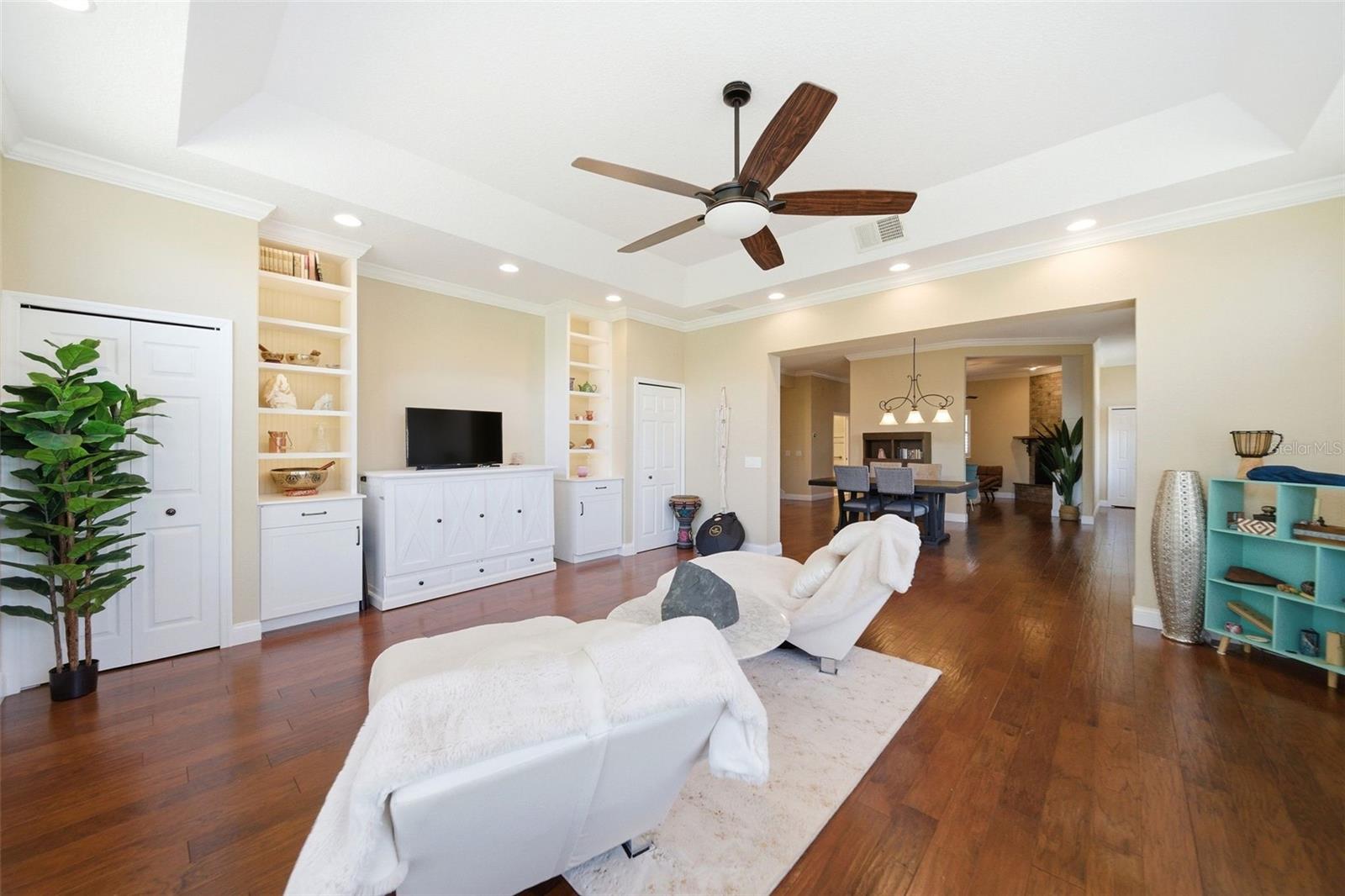 Image 65 of 77 For 113 Sandy Oaks Place