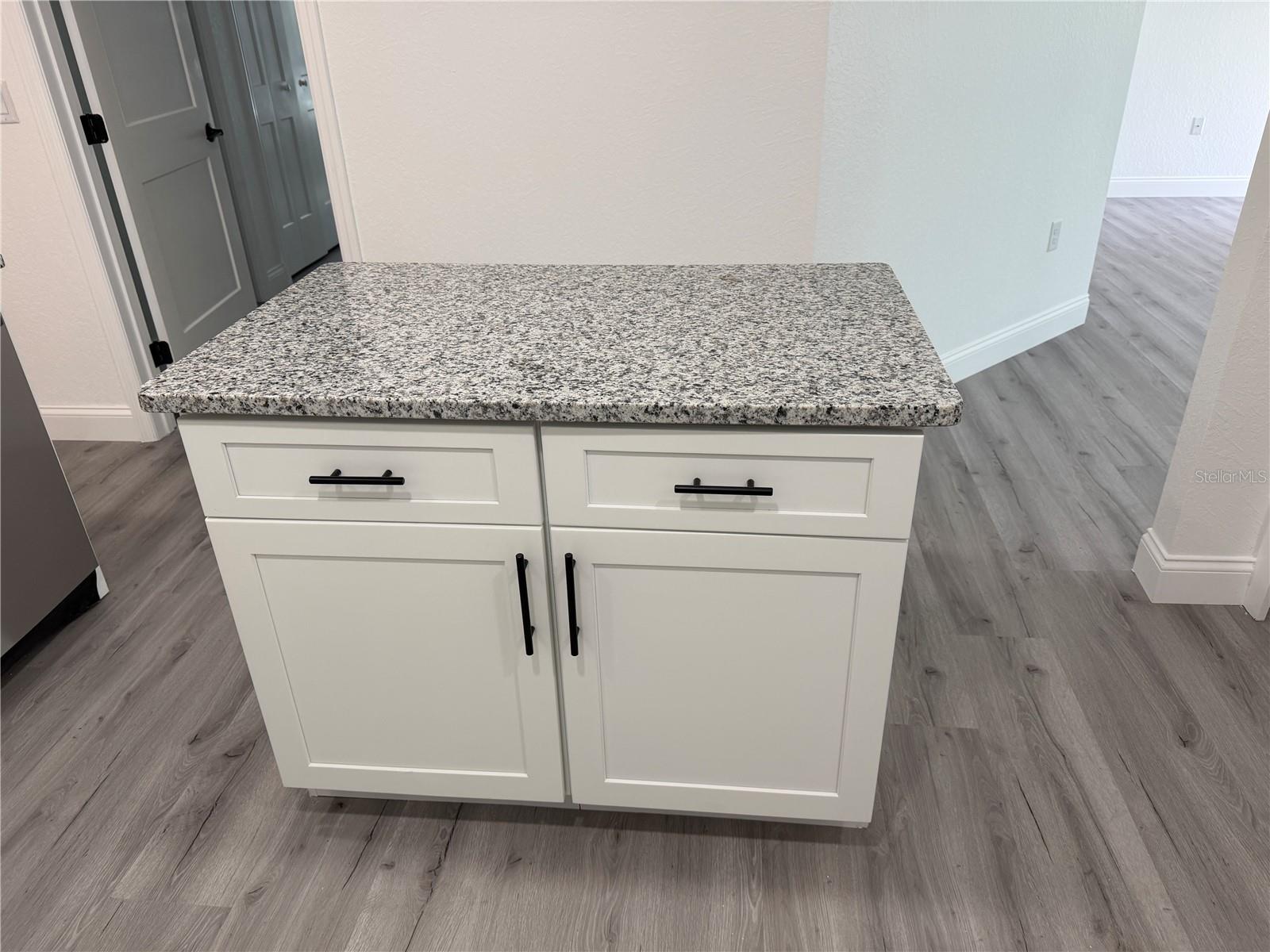 Image 12 of 37 For 1119 Willow Avenue