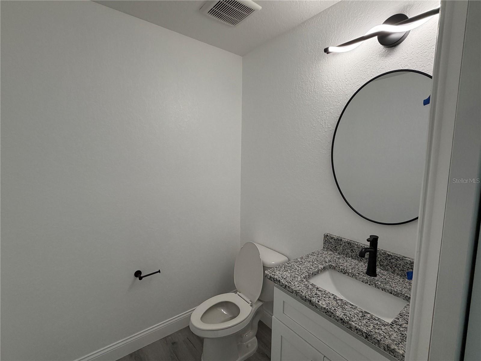 Image 14 of 37 For 1119 Willow Avenue