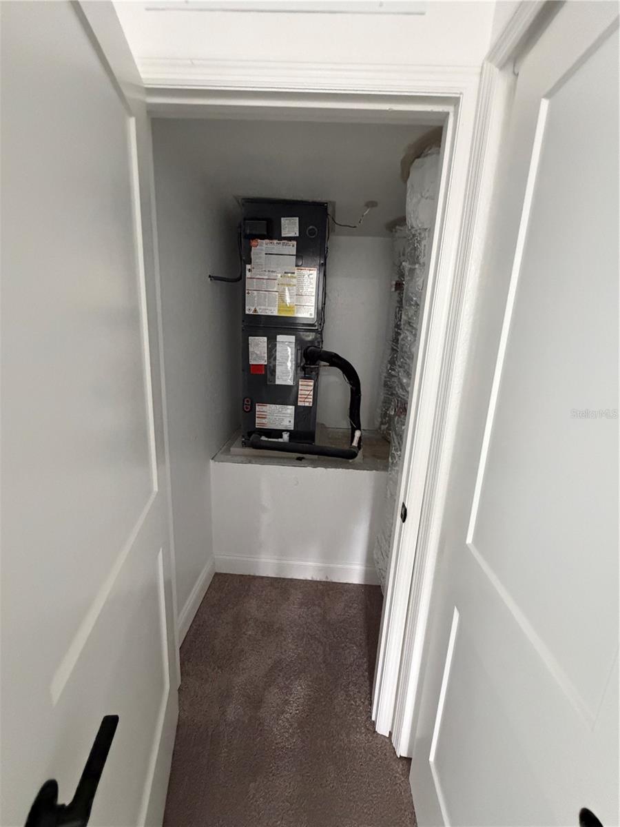 Image 36 of 37 For 1119 Willow Avenue