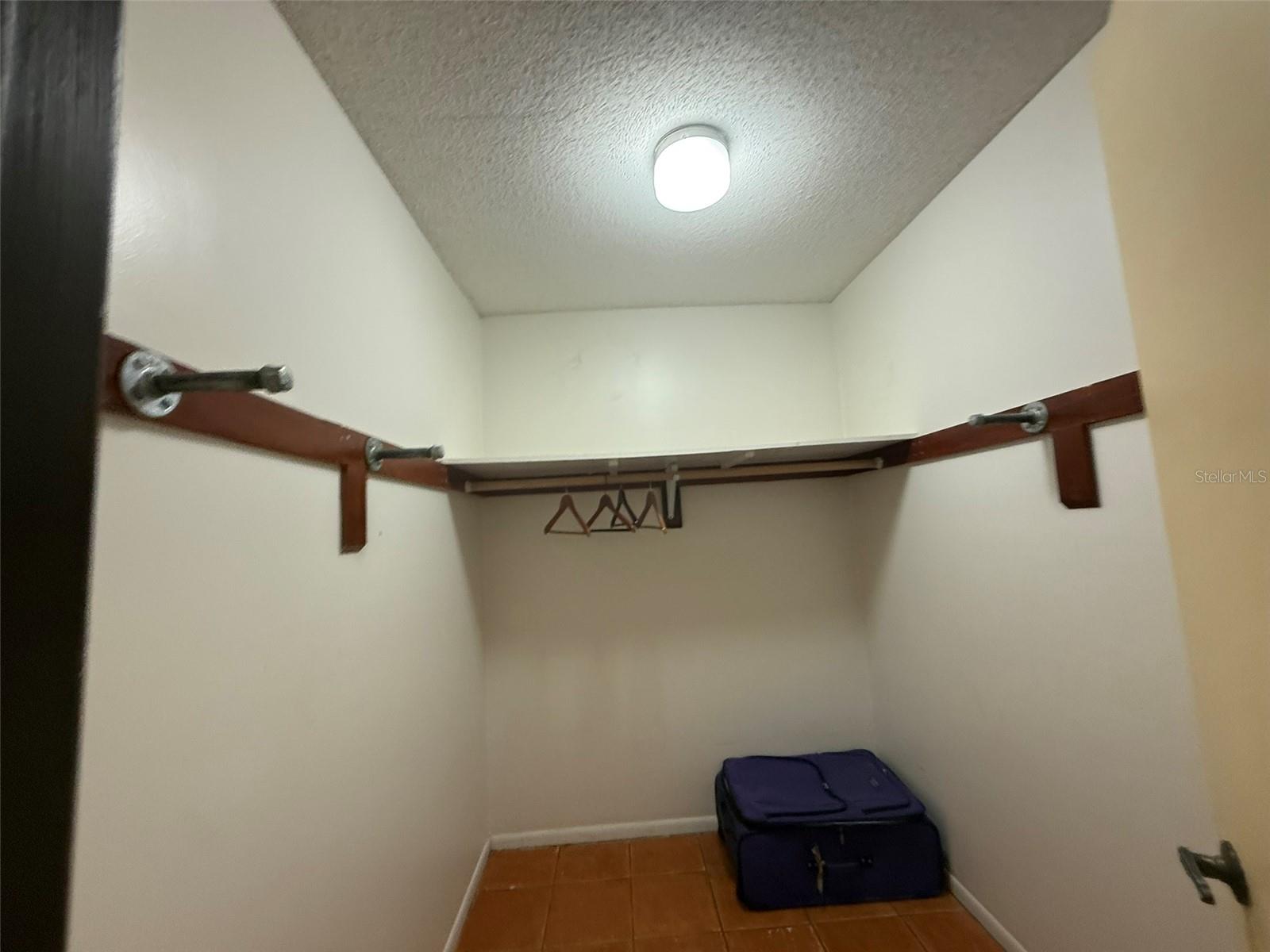 Image 10 of 13 For 516 Orange Drive 20