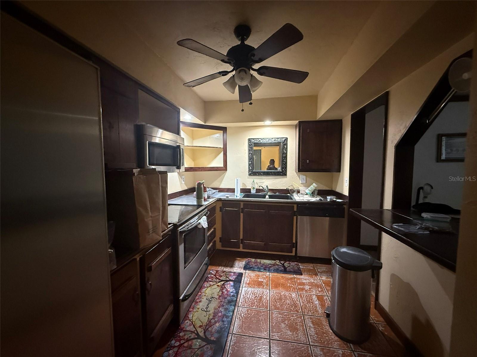 Image 5 of 13 For 516 Orange Drive 20