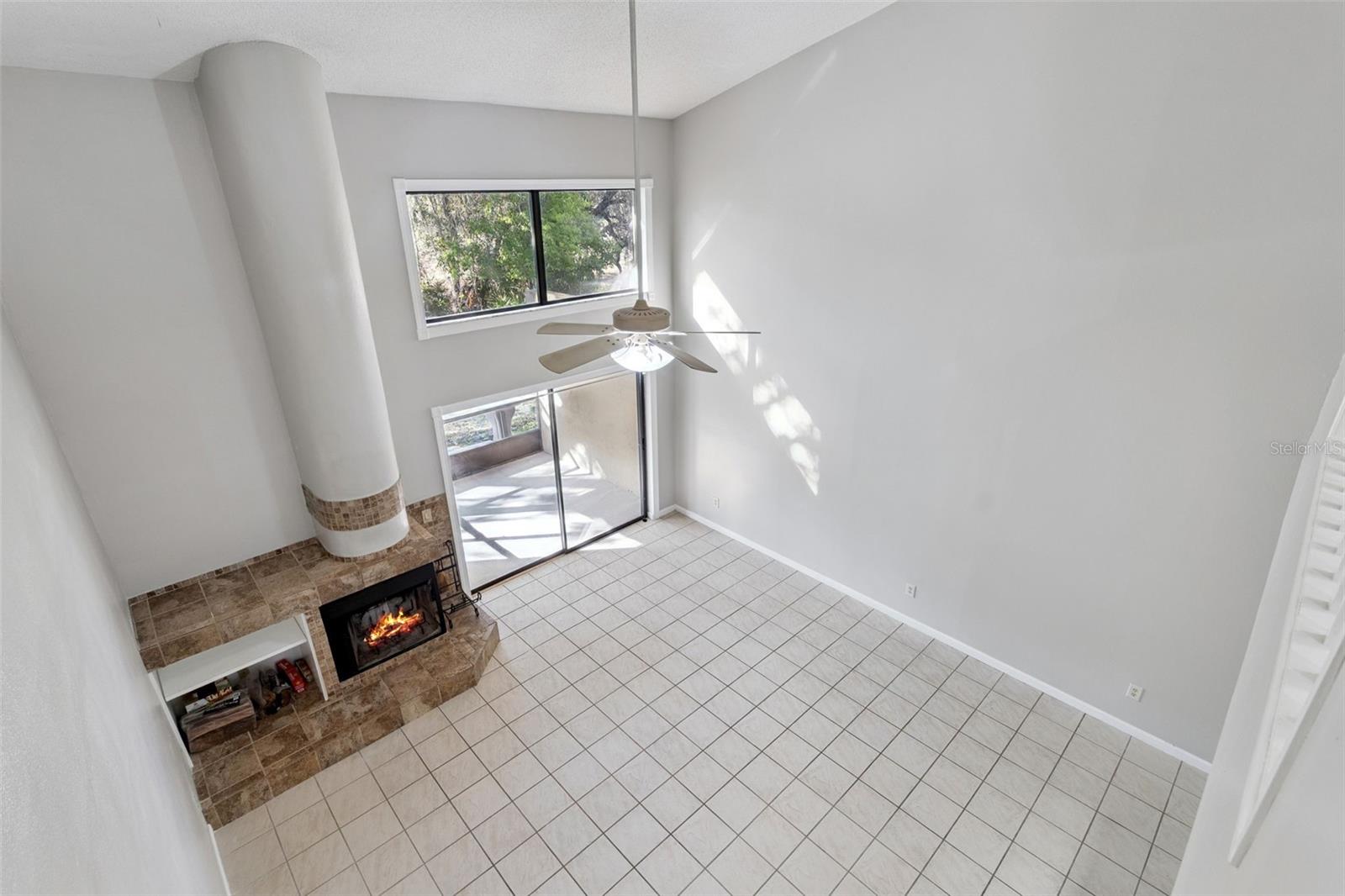 Image 14 of 32 For 502 Club Dr