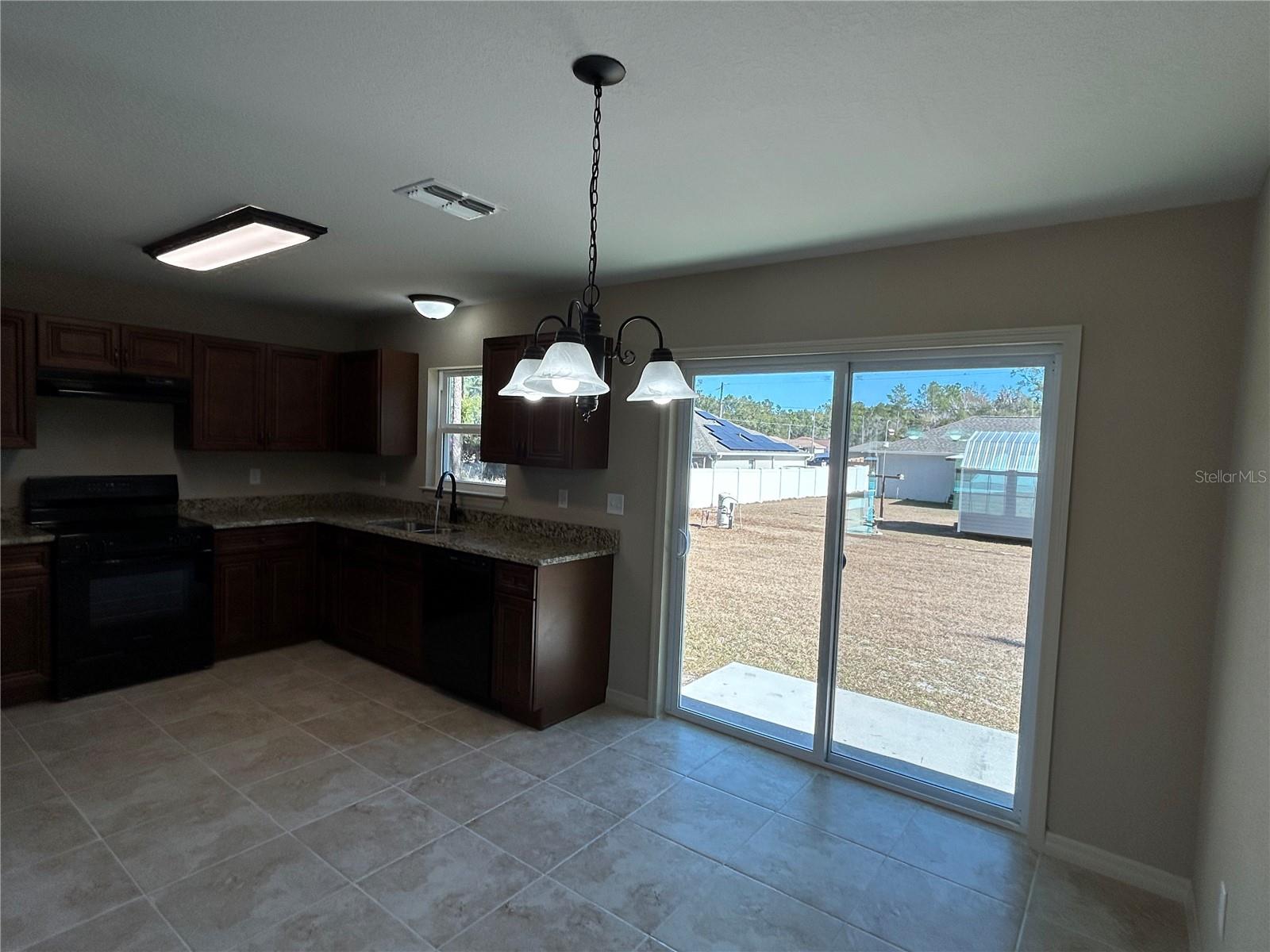 Image 13 of 28 For 12809 83rd Terrace