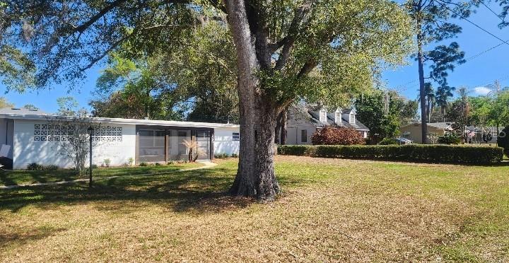 Image 3 of 23 For 1530 Arden Street