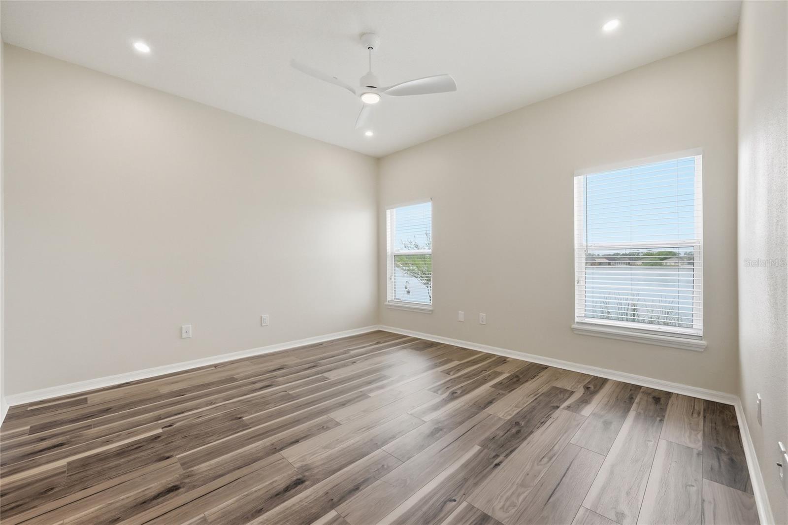 Image 20 of 25 For 4506 Waterside Pointe Circle